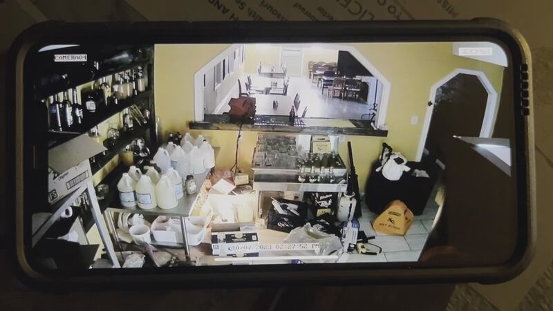 El incendio de un restaurante ahora está bajo investigación como un incendio provocado en...