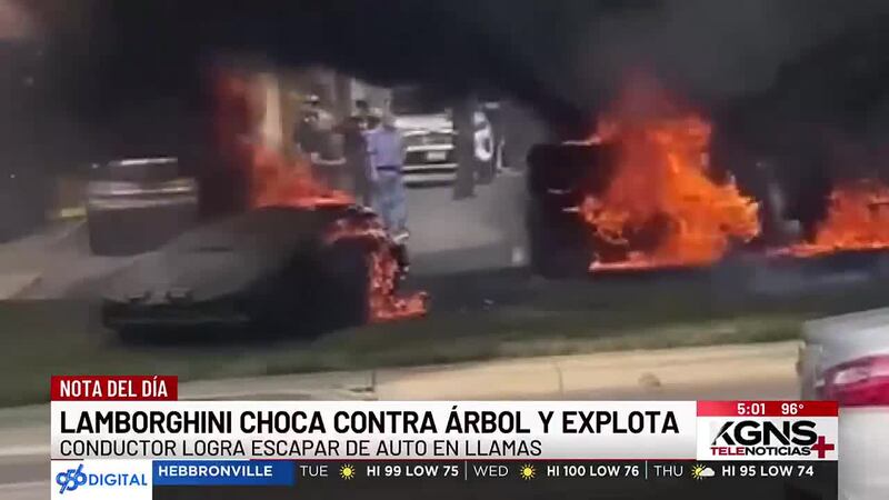 Lamborghini choca contra árbol y explota; Conductor logró escapar del auto en llamas