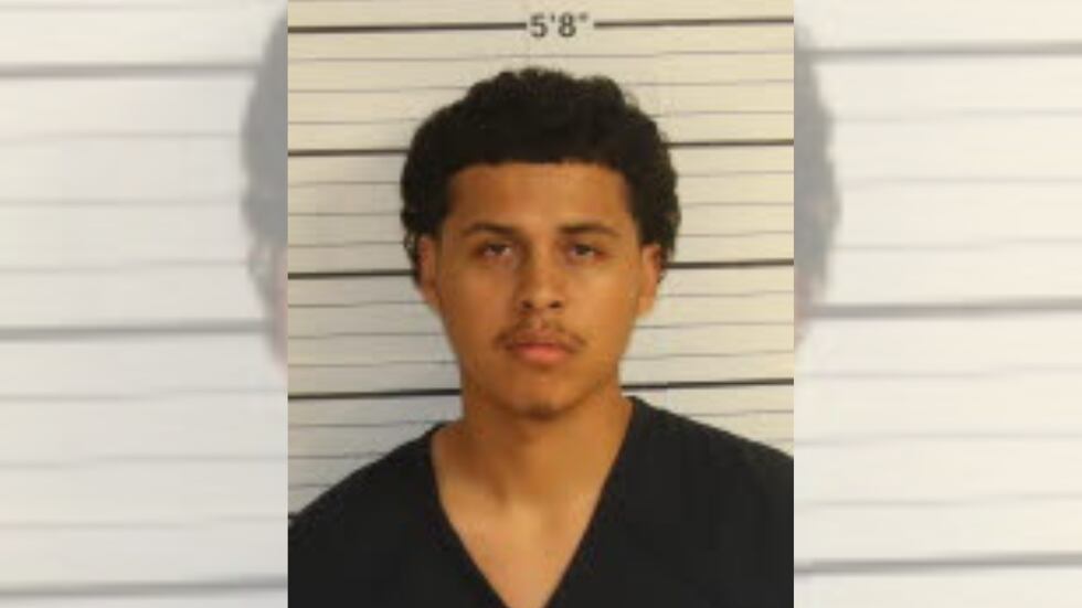 Saul Martinez, 22