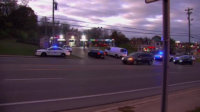 Tiroteo en un autolavado en Antioch deja una persona herida. La policía busca al segundo...